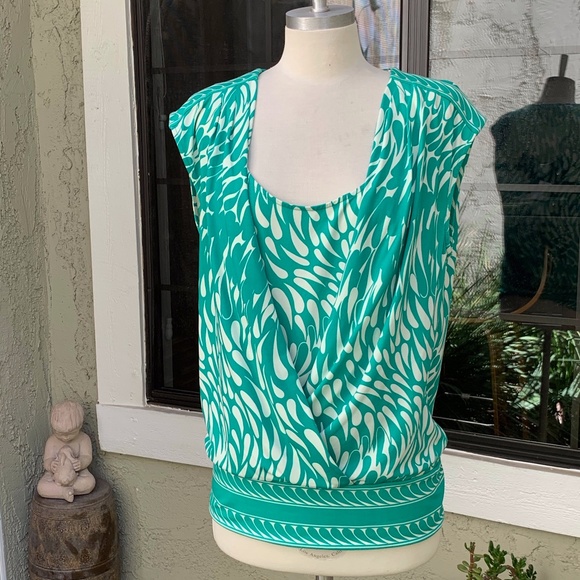 BCBG MAXAZRIA Women's Top Size Small - Picture 1 of 6